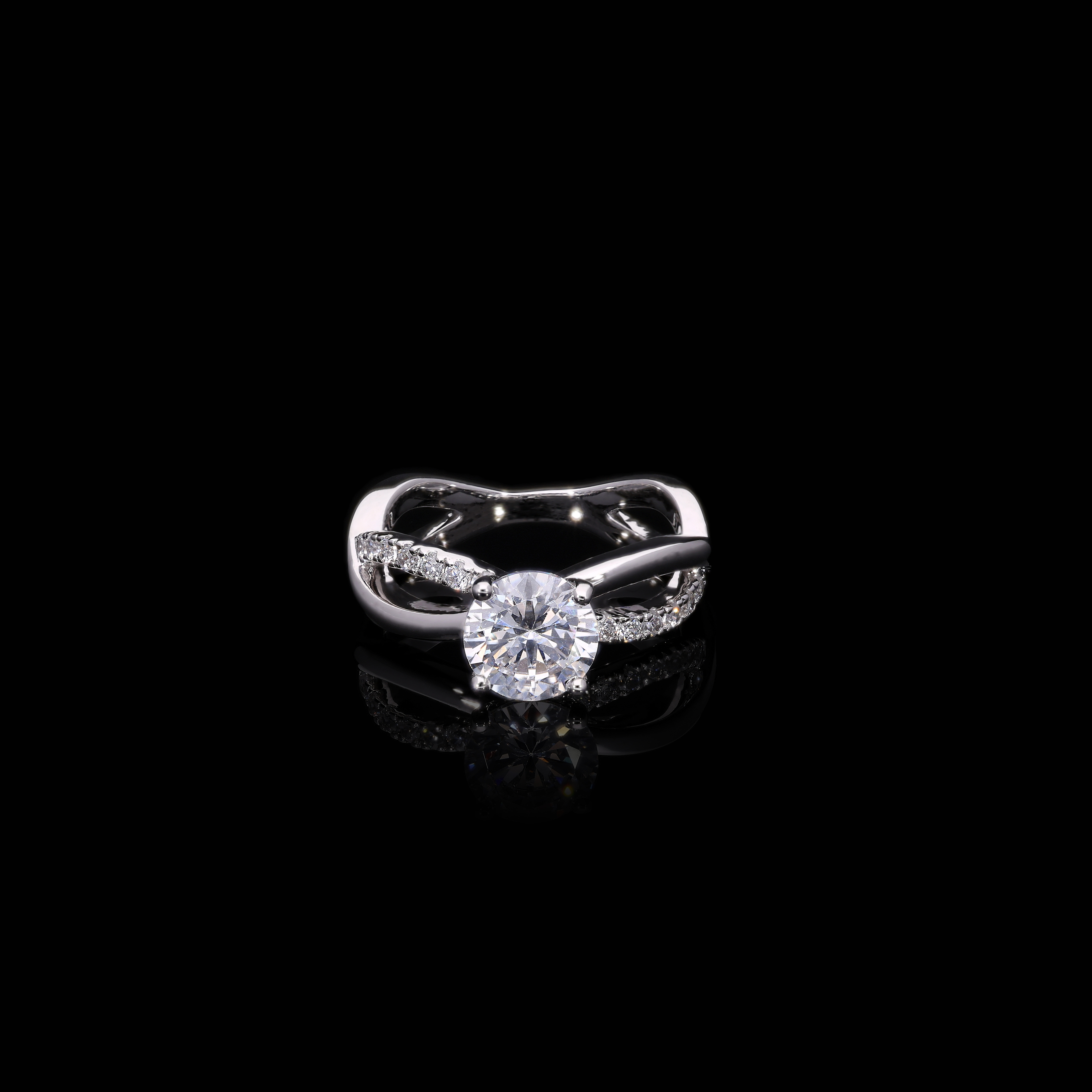 Round Cut Solitaire Lab Grown Diamond Ring